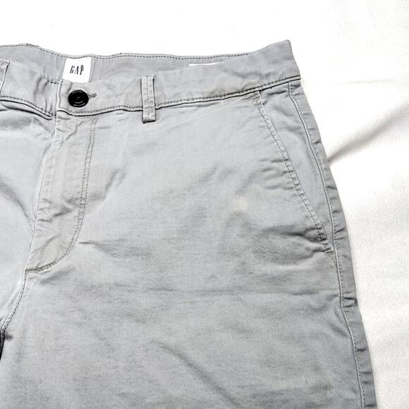 Gap Club Room Men's Casual Shorts 33 34 Flat Front Distressed - Picture 2 of 10